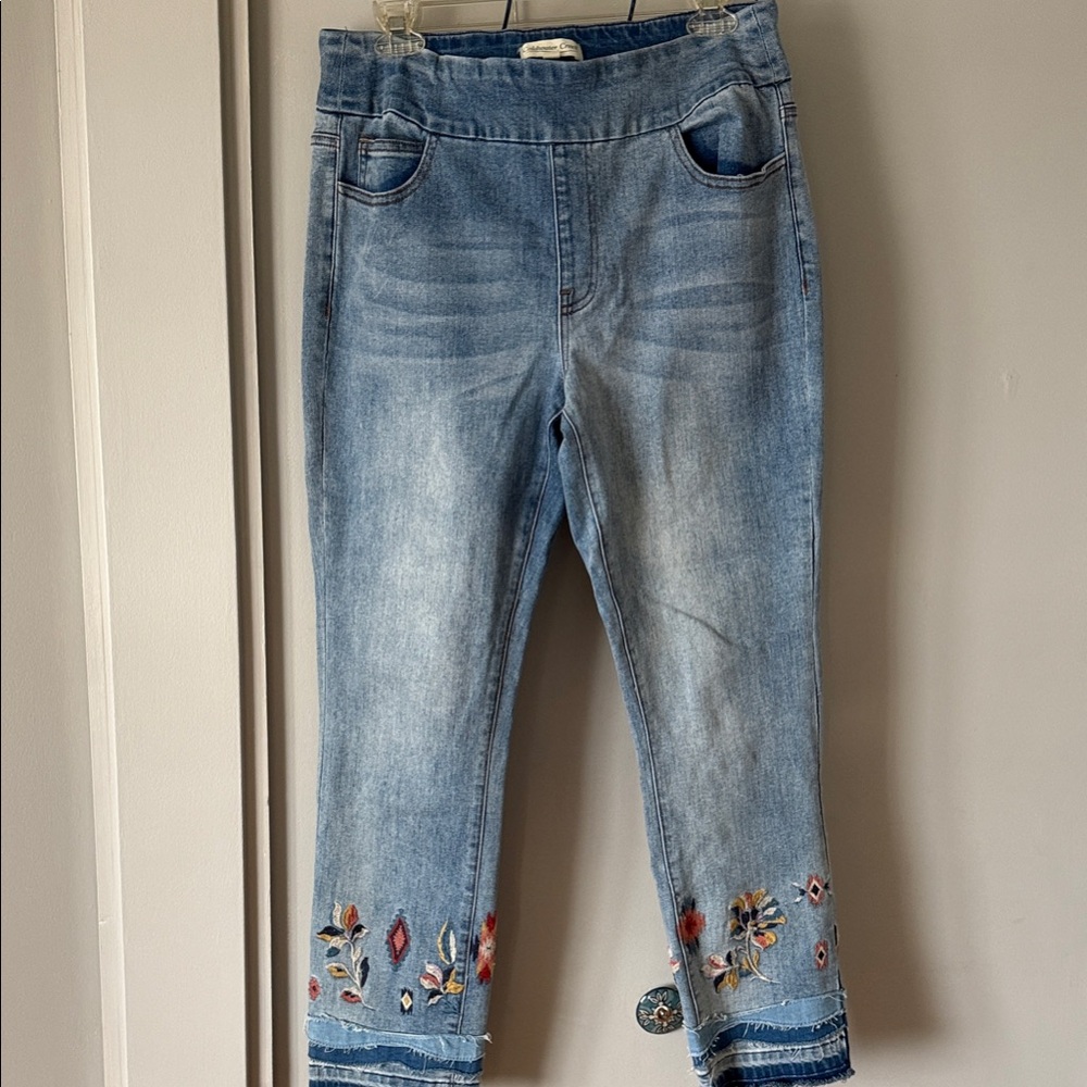 Coldwater Creek Light Blue Embroidered Ankle Jeans